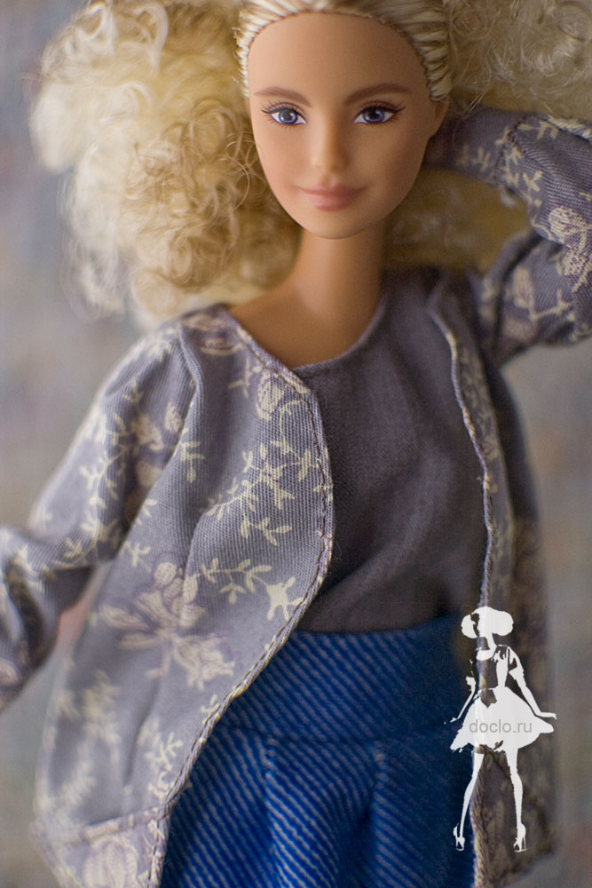 Фотография куклы barbie, увеличенная фотография рукава жакета фонариком